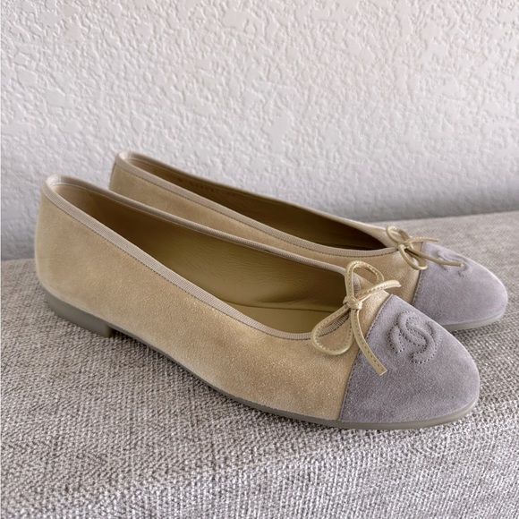 CHANEL Suede Cap Toe Ballet Flats - Picture 1 of 10